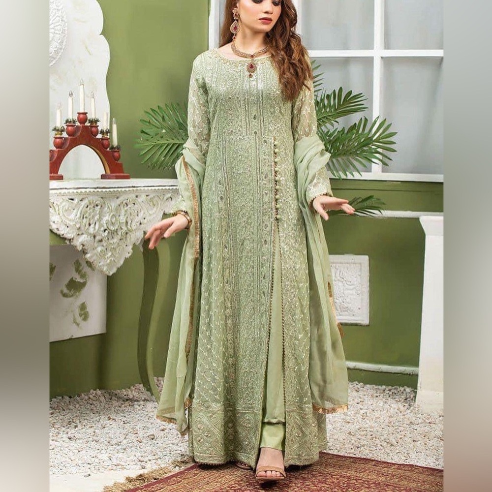 Beautiful Indian / Pakistani / indowestern long Maxi